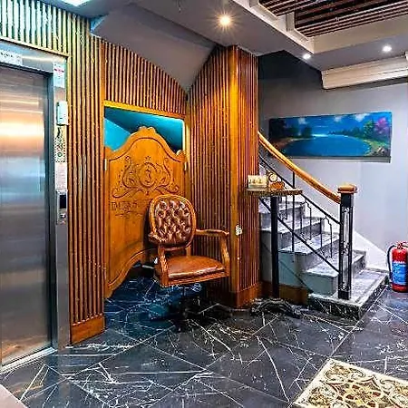 Imza Aparthotel 3*